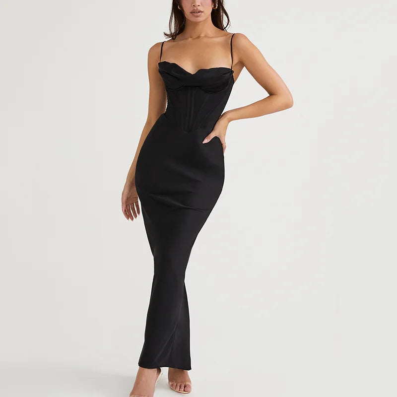 Selene - Robe moulante en satin 